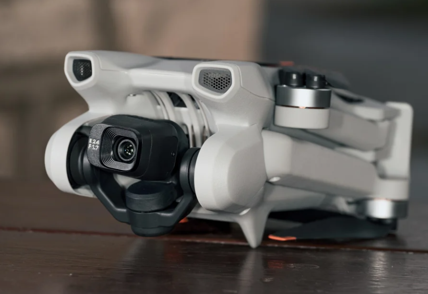 DJI Mini 3 — équipement STRATOGLIDE